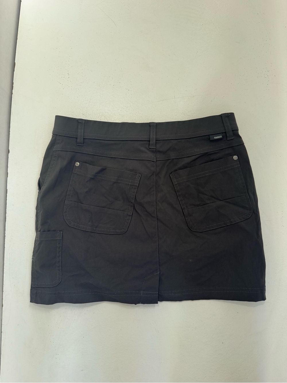 Toad&Co women's cargo-style hiking skort size 4
